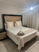 The Blyde Crystal lagoon 3-bed entire apartment