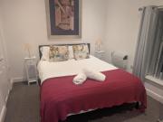 Oystermouth Road Central 1BR Flat