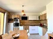 Chalet rénové 7 pers avec terrasse, local ski et parking gratuit - FR-1-863-11