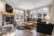 Charming 2BR Condo with Spectacular Mountain Views