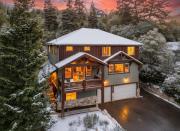 Luxury Park City Mountain Home Sleeps 14 with Hot Tub and Mountain Views