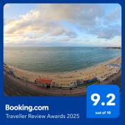 Luxury Sea View Stays in Mandarah