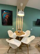 Casa Hermosa, plaza PIO XII