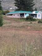 127 Clarens Golf Villa