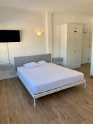 MIRazul Lovely very central condo 4 minutes walk to the beach