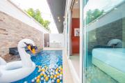 Moon Roxy Poolvilla Pattaya บ้านพักพูลวิลล่า พัทยา