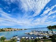 Olive Island Apartment