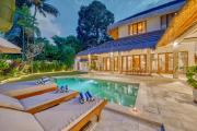 Villa Barcelona - Private 5 BDR Villa in Seminyak, Best Location, large Pool & Garden