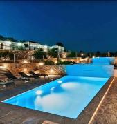 Panorama mobile homes mit Pool am Meer