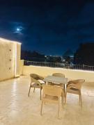 Khufus Pyramids View INN