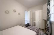 Apartment in Barcelona 1-2 carrilet