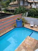 Casa em Juquehy SP com piscina privativa, 300 mts mar