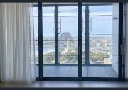 Ultra Luxury 1BR with Study beside Crown Sydney, withAMENITIES! And sleeps 5!