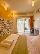 Lonos Circle Terrace view