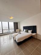 Harbour View Apartment 612