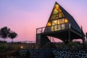 StayVista at Peak & Paddle with Lake View