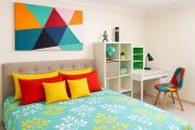 Splash of Vivid- Secluded Cheerful nest by Station