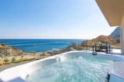 Aquamarine Luxury Suites - Stegna - Beachfront, Jacuzzi , Smart Home, Great View