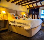 Marais-Pletzl, rue des Rosiers