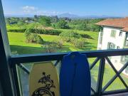 Arcangues T2 bis piscine, parking couvert