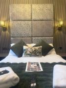 The Jubilee Hotel West- with NEWLY REFURBISHED SPA FACILITIES - GAMESPIT - AND SMOKEHOUSE