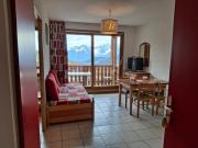 Confortable T3 de 36 m² pour 6 pers avec balcon et vue sur la vallée - FR-1-807-127