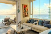 Oceanfront Apartment in Acapulco, 4 Bedrooms
