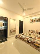Ultra Modern 2BHK Flat in Kondapur Central with Parking #102