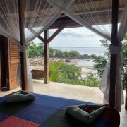 Beachfront Flat - Terrace Garden - 30m to beach