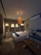 Balcony Suite-O11