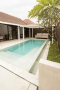 Private 2BR Villa with Pool