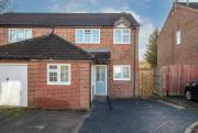 4 Bedroom Family & Contractor House in Colwick, Nottingham - Sleeps 8 - By CircleWay Homes