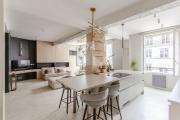 Superb designer apartment in the heart of Paris