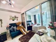 Cozy Condos at Azure Urban Resort