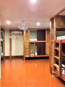 Islanders Hostel Port Barton