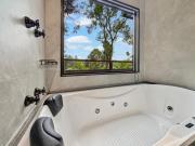 Varanda - Banheira - AC - Lareira - AC - Capivari