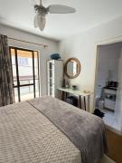 Apto com vista mar a 70 metros