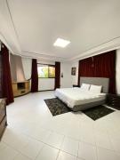 Wonderful 5 Bdrm Villa HI52014