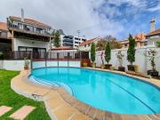 Beachside bliss - steps to the sea