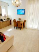 Piccolo Mondo Verona Deluxe Piccolo Mondo Verona Deluxe