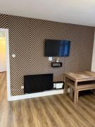 Palm Court next to the Sea 5 minutes from the Beach