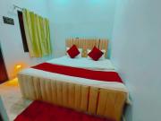 THE GRAND STAY 600 Meters from temple