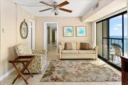 1 BR Condo with Side Ocean View and Outdoor Pool!