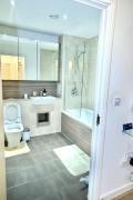 Modern 2 Bed Apartment Sleeps 6 Near ExCeL and O2 Arena