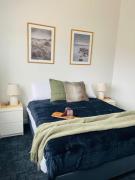 The Riverbank Suites, Central, New, Facilities