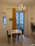 Appartement central avec balcon