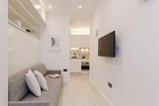Lovely Micro studio -4th floor- Notting Hill Gate.