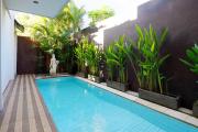3 BR Villa with Pool WEST SANUR - Casa Del Lago