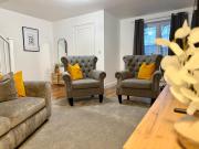 Cosy 4-Bed Buckshaw Village - Parking - Pets