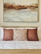 Chic Units at Ivory Residences